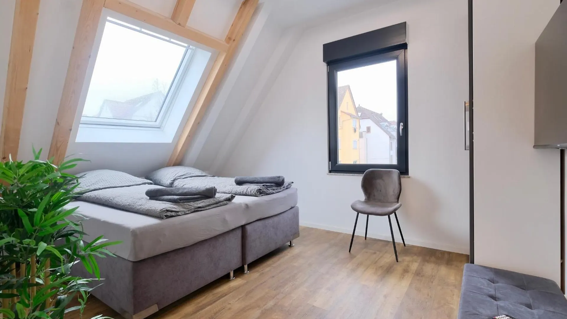Brandneues Stadtglanz Apartment 슈투트가르트