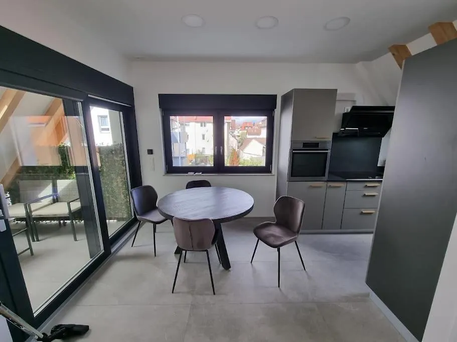 Brandneues Stadtglanz Apartment Stuttgart